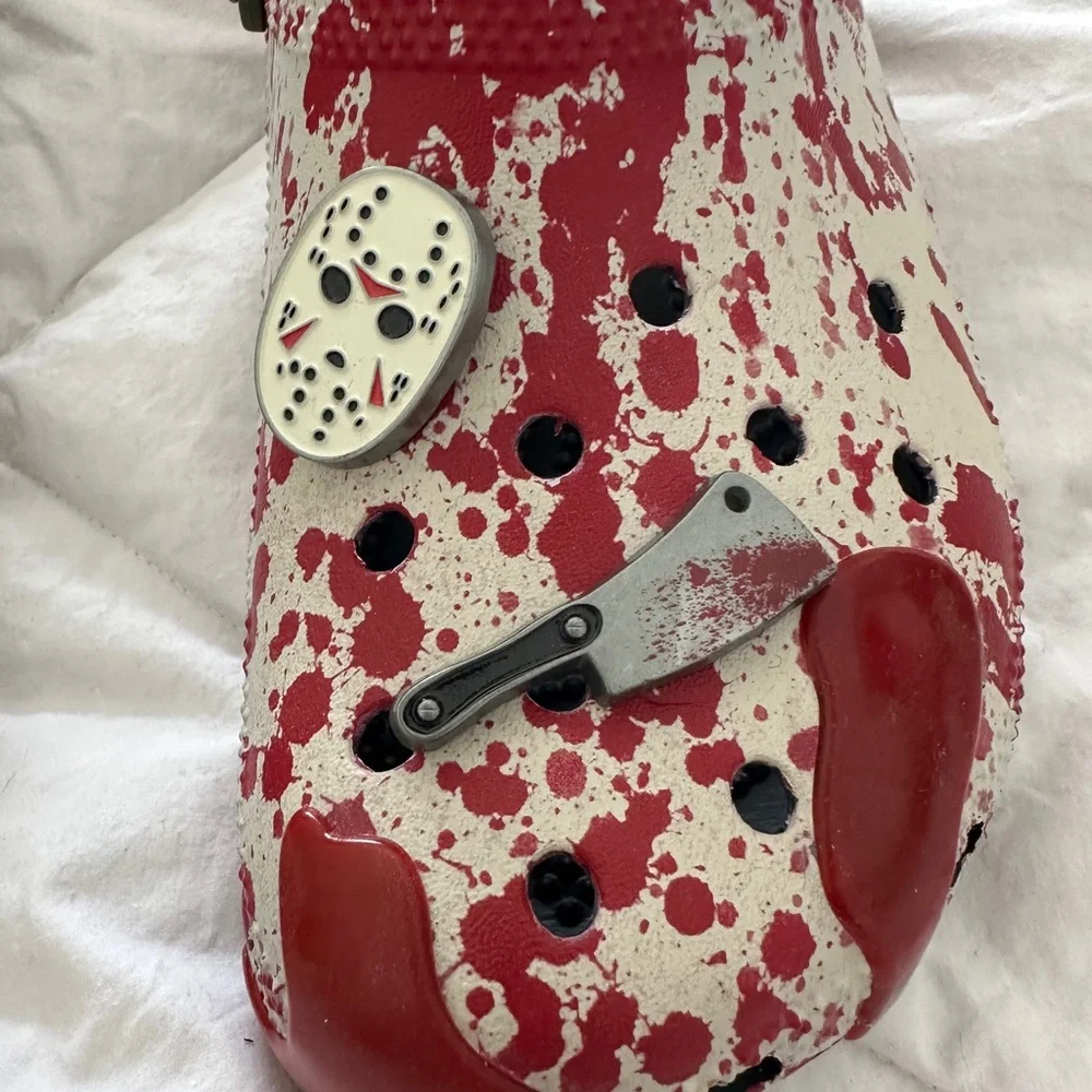Friday the 13th Crocs- Men’s 8 / Women’s 10 NWOT - Picture 4 of 6
